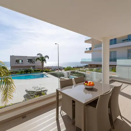 公寓 Porto De Mos 85 By Destination Algarve *