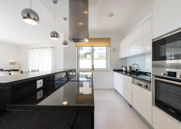 Appartement Porto De Mos 85 By Destination Algarve Lagos