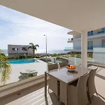 Apartment Porto De Mos 85 By Destination Algarve *