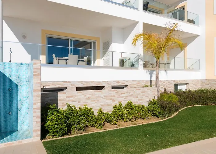 Porto De Mos 85 By Destination Algarve *