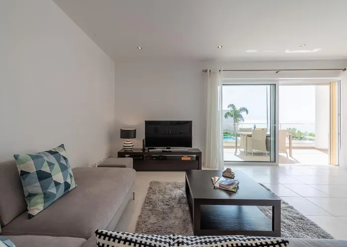 Porto De Mos 85 By Destination Algarve ラゴス