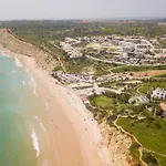 Porto De Mos 85 By Destination Algarve Lagos